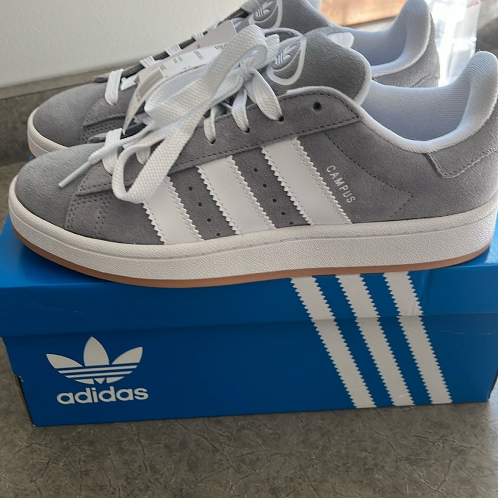 Adidas BRAND NEW Campus shoes